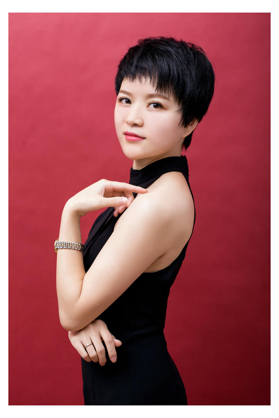 爱拼才会赢！微商“女王”掘金千亿大健康产业，开拓蓝海市场