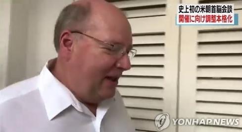 美先遣团已经抵达新加坡 团长被记者逮到：我们将和朝方进行多次会面