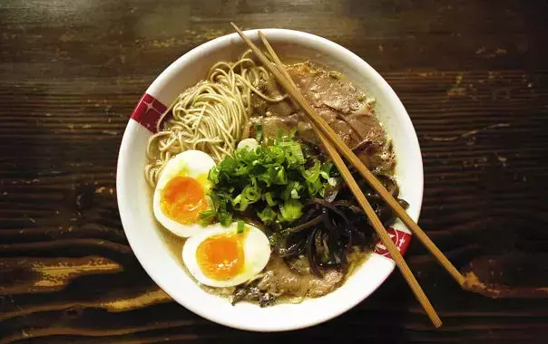 香港保险签单必看！接地气的香港美食，都在这里了……
