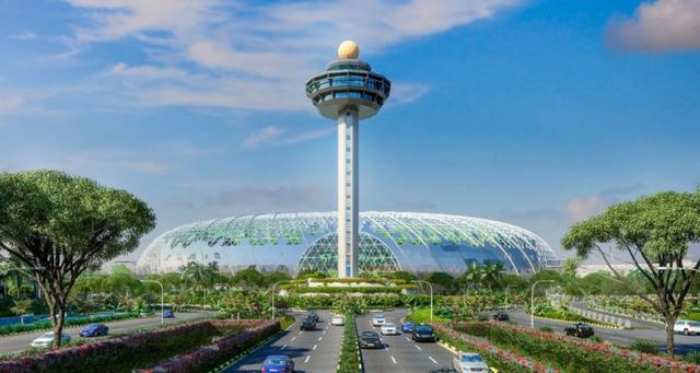 新加坡樟宜机场那些消遣的项目！溜起来