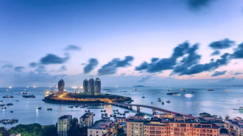 倡导泛南海经济合作，扛起海南责任担当