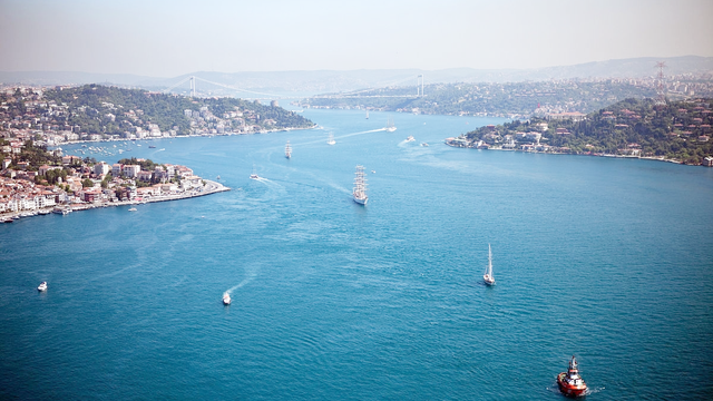 中国又一港开航新加坡年损2000亿，无奈求饶：你回来吧！