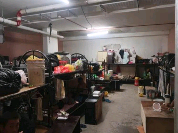 新加坡客工住宿环境恶劣，一建筑公司被罚逾35万元