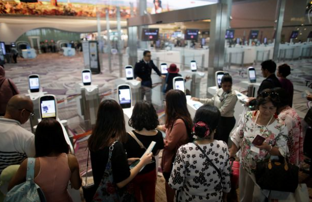 新加坡机场用上黑科技，你体验过吗？