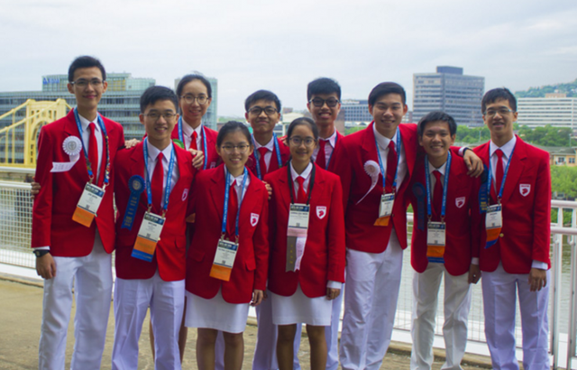 新加坡学子在科技界“世界杯”斩获佳绩，华侨中学等名校竞相争辉