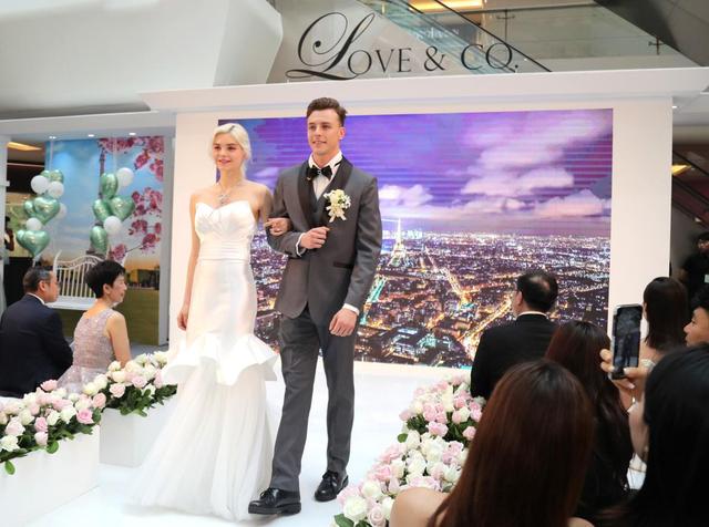 雅诗兰黛助力国际知名钻石珠宝品牌 Love&Co.上海闪耀亮相