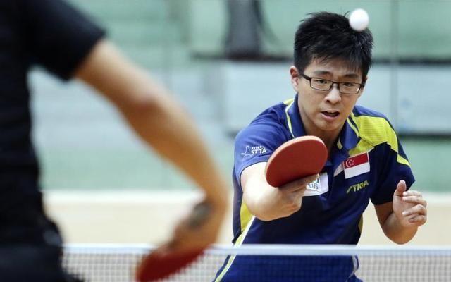 给力！世乒赛新加坡惨遭零封，中国选手“送分”对手，获观众点赞