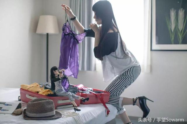 日本模特cosplay自家BJD娃娃，拍出美翻几万人的“自拍”