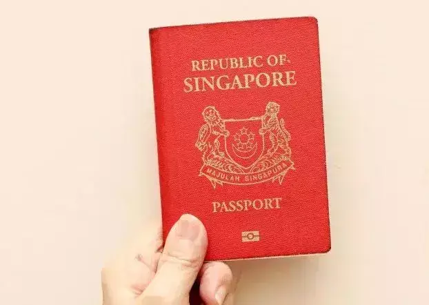 这个为新加坡做出巨大贡献的中国人，却被剥夺新加坡公民权！