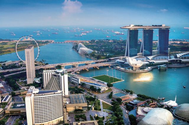 多元世界：政经“中转枢纽”新加坡