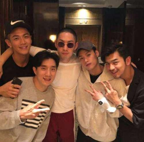 吴建豪离婚风波摆一旁 房祖名PO照曝光近况