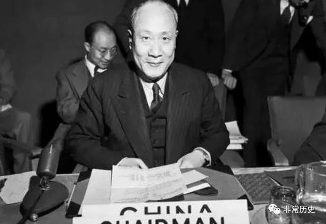 民国影响颇大的“新月派”名称是怎么来的？