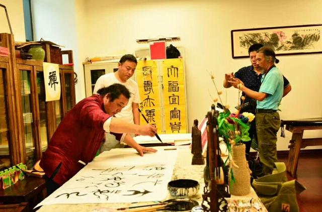 甲骨文研学者王建钢老师受邀一带一路东盟文化——新加坡巡展