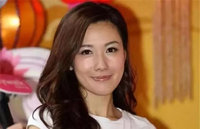 37岁TVB力捧小花“消失“两年冲出香港被质疑：不再拍TVB的剧了吗