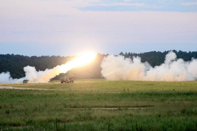 新加坡买完美国火箭炮发现中国造更厉害