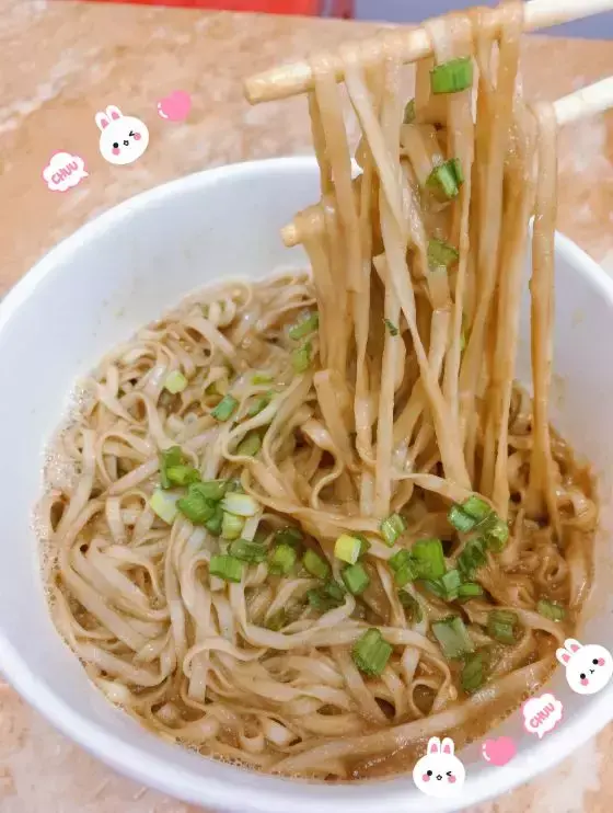 月薪3000的时候，全靠这碗4块钱的拌面，让我留在房价7万的厦门