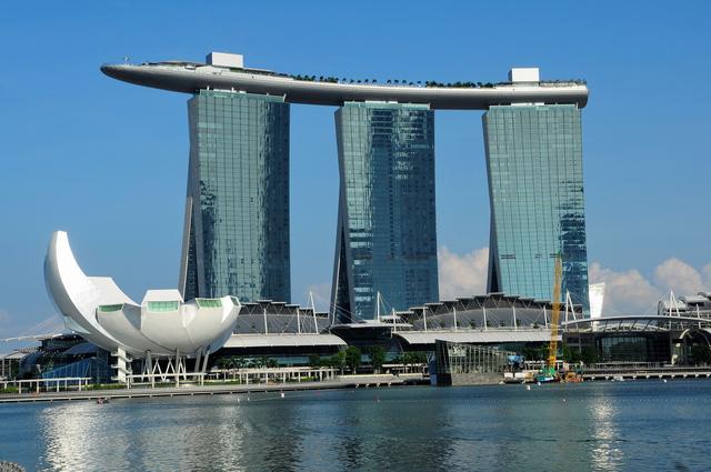 新加坡风光 新加坡风光和上海成都广州比，你觉得怎样？