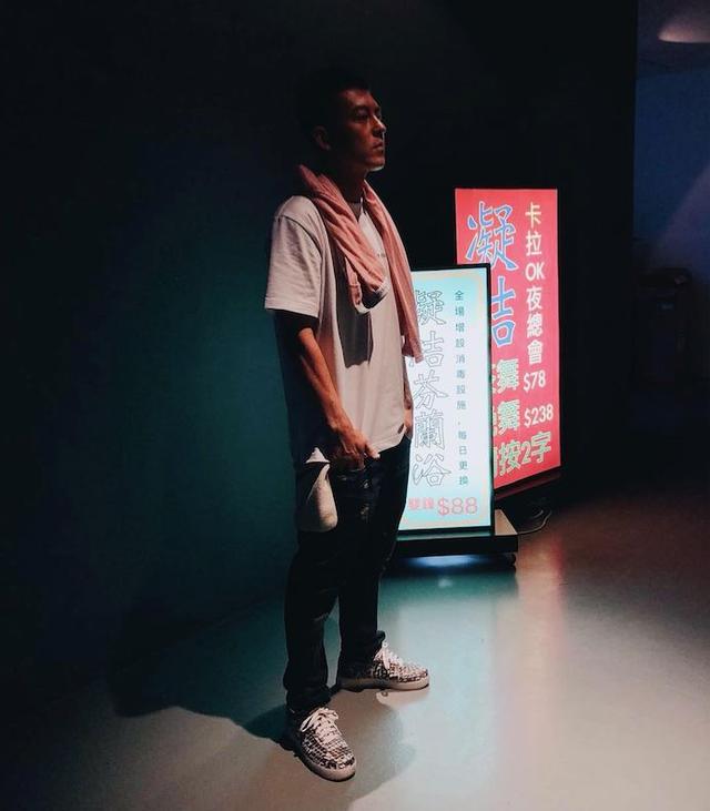 陈冠希和身边人，上半年穿了多少双Nike?