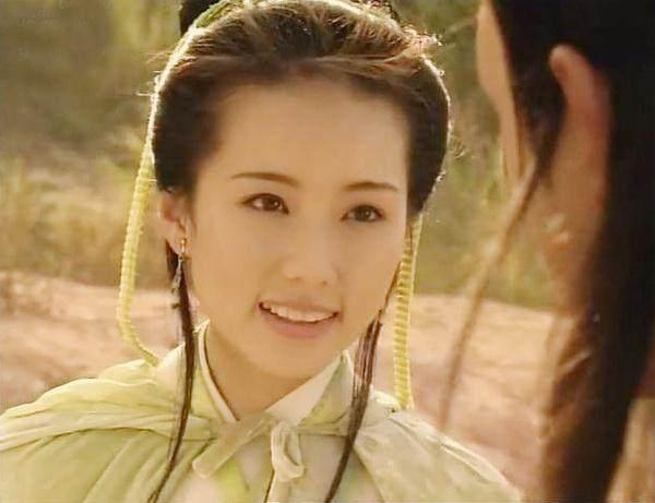 新加坡古装女神，合作马景涛成名，41岁生二胎依然貌美如花