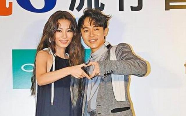 林俊杰、孙燕姿hito颁奖礼 夺最受欢迎男女歌手奖