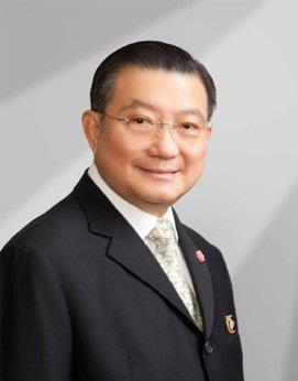 泰国有个中国人15岁当搬运工，后卖酒为生，把生意做到不输李嘉诚