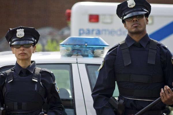 世界上公认最安全的国家，新加坡垫底，冰岛第二，第一名世界公认