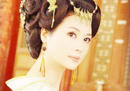 她们不像王祖贤那般“美到窒息”，没有女神光环却让人如同吸氧