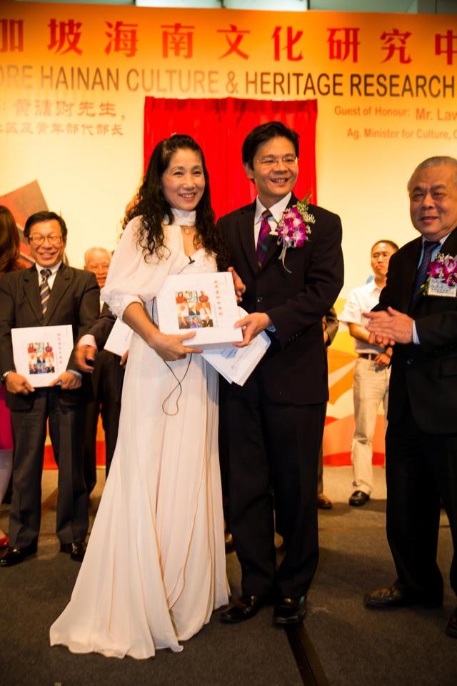 「韩昕余专访李光耀私人秘书」新加坡的黄金储备哪里来的？
