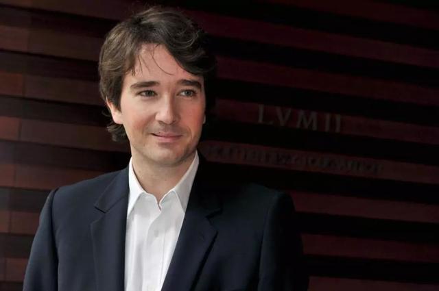 LVMH老板大儿子将统管集团宣传部门；历峰正式抛售旗下奢侈品牌Lancel；网红雪梨淘宝品牌被指抄袭｜更多