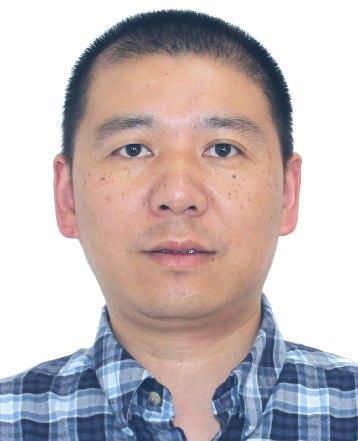 厅官夫妇受贿超2亿，通过内鬼得知尚未被边控，用真名逃至美国