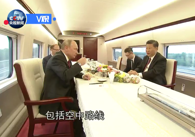 普京也来体验了！中国高铁圈了多少粉？