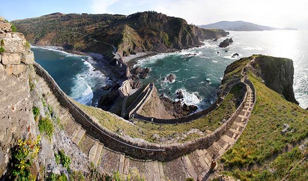 住漂浮酒店，去北大西洋跳岛，水上旅行的新感觉