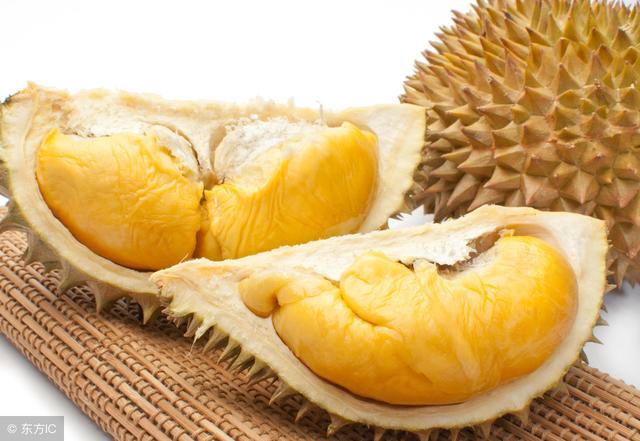 新加坡榴莲免费送，1人限1个，日送200公斤，仅三天！