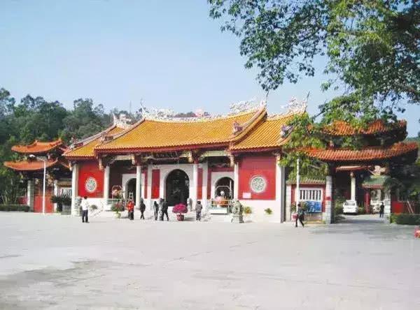 厦门最古老寺庙1437岁 2000多座寺庙遍布岛内外
