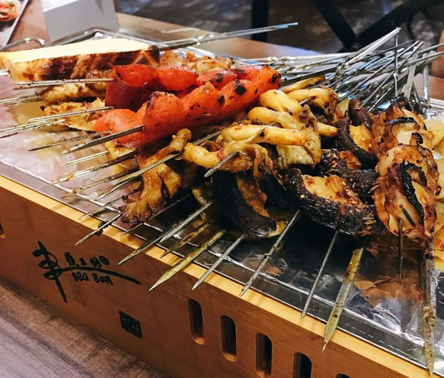 「新加坡，圈美食！」撸串这么有文化的事，怎么能少了你一起？