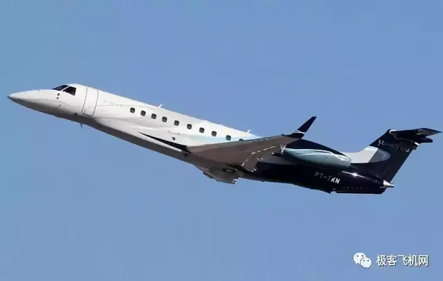 成龙的私人飞机莱格赛650要转手 高配1200小时准新机