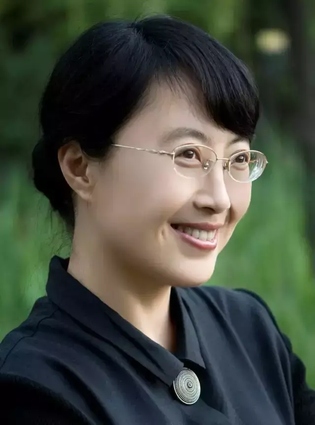 好云舒放洛神来——美女方放书法欣赏