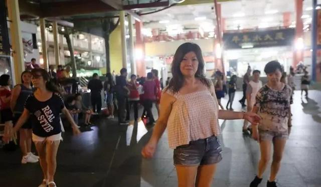 新加坡跳广场舞需申请许可，而且仅限申请批准的位置