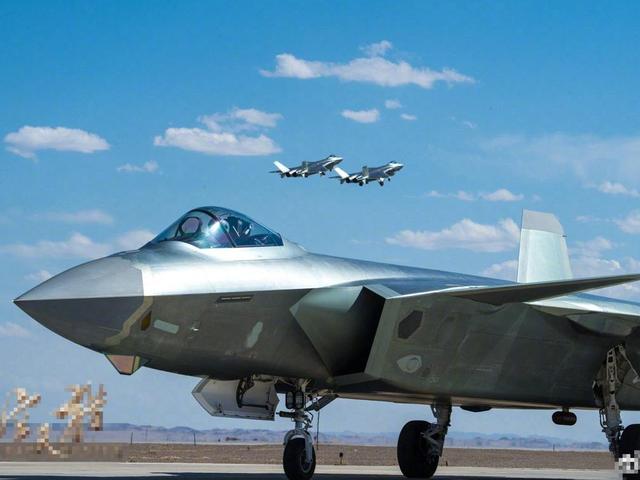 为啥歼-20入选新加坡隐身战机选型，而FC-31没有，原因值得反思