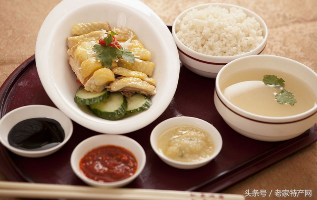 海南鸡饭，流传海外竟成了新加坡国菜