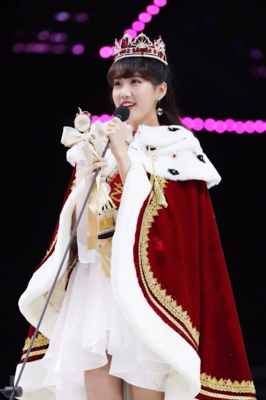 SNH48第五届总决选李艺彤夺冠黄婷婷第二，鞠婧祎李宇春同台飙歌