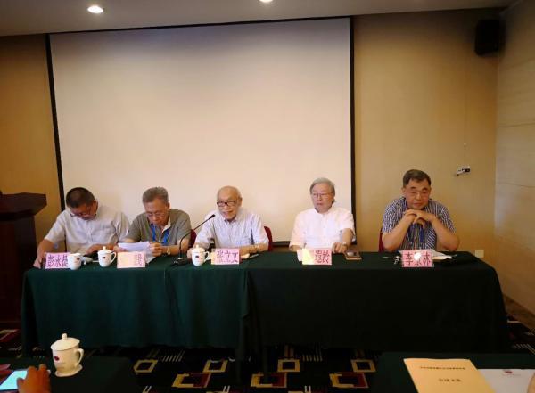 “慎终追远，民德归厚”，当代殡葬改革不应拒绝传统