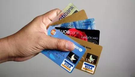 新加坡信用卡公司居然如此扯淡，被平白无故刷卡还有理了！
