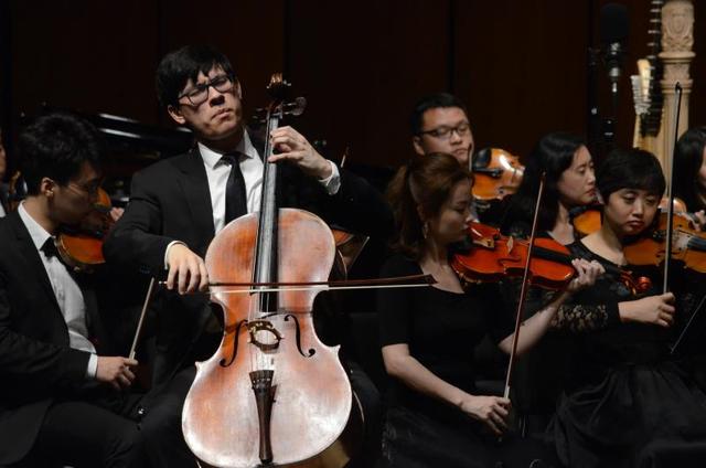 哈尔滨勋菲尔德弦乐比赛落幕，华裔选手包揽小提琴大提琴冠军