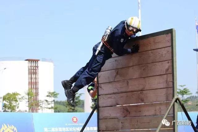 东盟消防运动会丨中外消防员运动场上齐“亮剑”，华山论剑谁与争锋？！