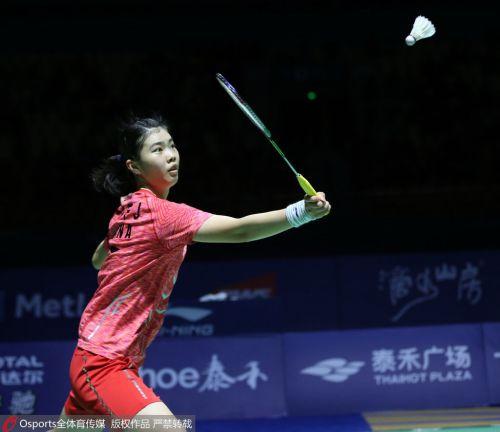 新加坡羽球赛乔斌携黄宇翔进八强 高昉洁迎内战