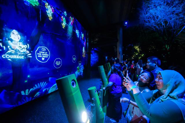 新加坡动物园隆重呈现东南亚首个幻光雨林体验