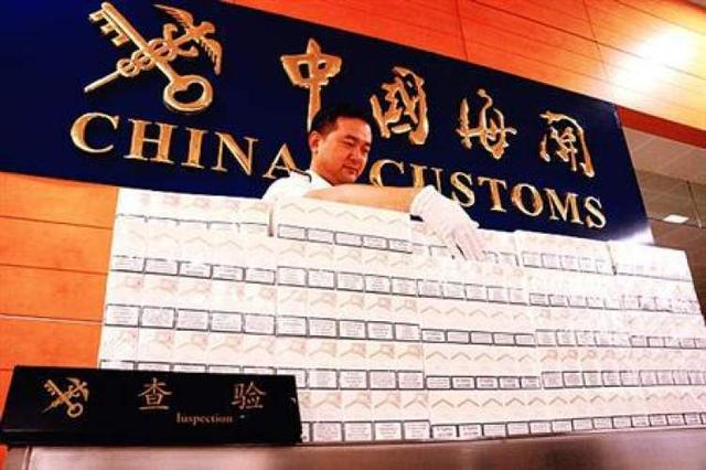 多带一条烟就要被罚上万块！中国游客因超量携带香烟频频在泰国机场被重罚 大使馆：不是针对中国人
