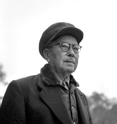 新加坡有个华裔富豪，为中国捐款无数，去世后新加坡倾城出动