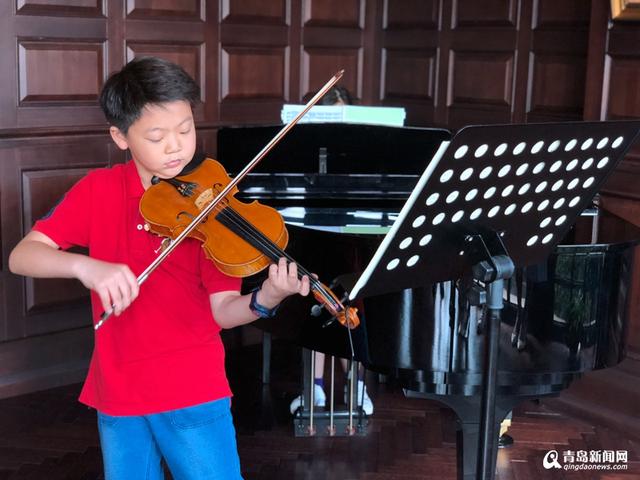 青岛11岁琴童被世界音乐名校破格录取，成吕思清校友！